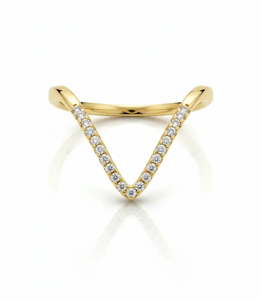 V-Shape Gold Plated Ring | Trendy Jewel | Anti-Tarnish Jewellery for Women | Crystal Pavé Chevron | Nickel-Free & Comfortable Fit