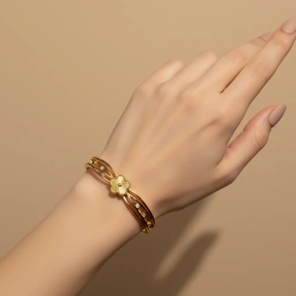 gold-plated-clover-bangle
