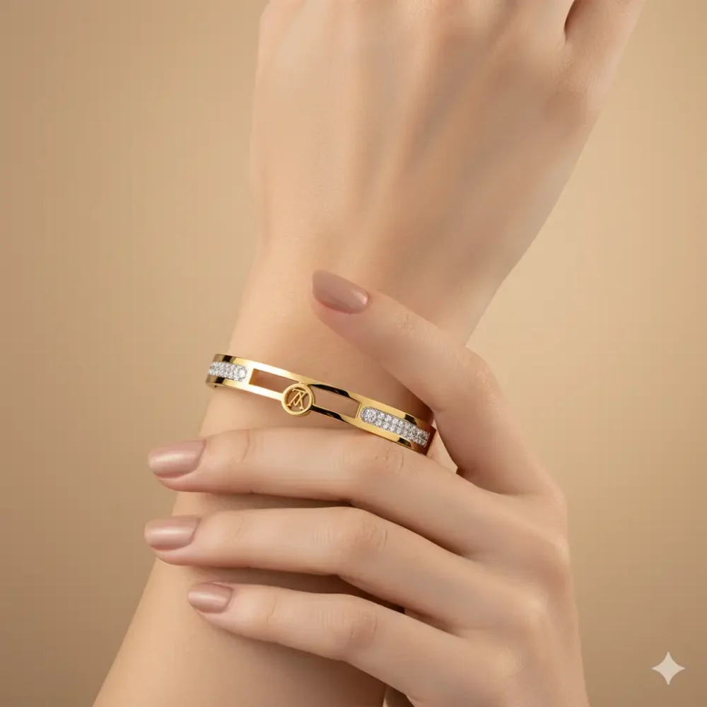 open-bar-emblem-bangle-trendy-jewel